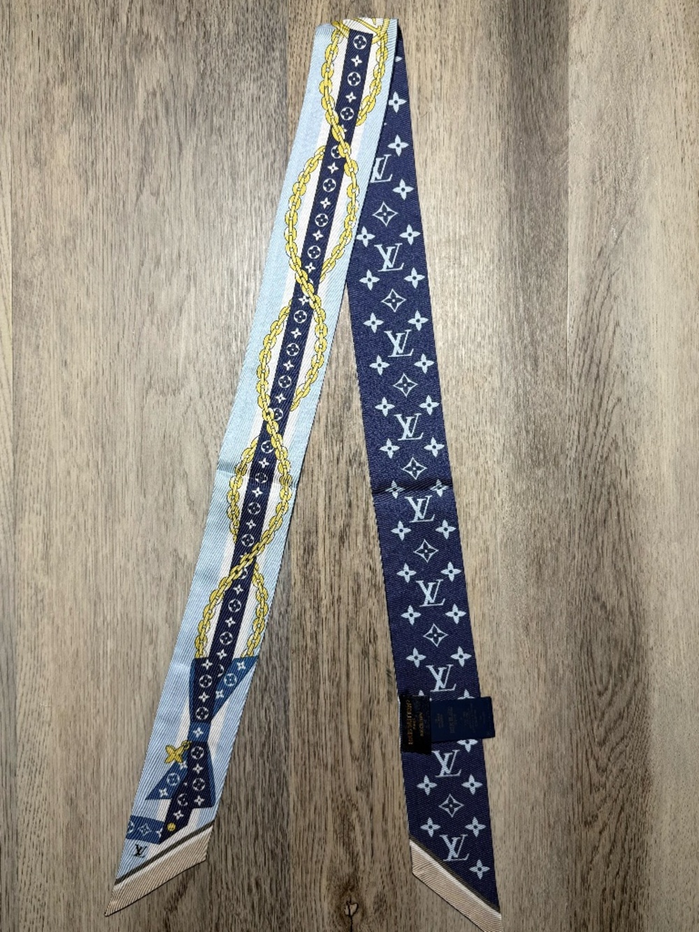 LV Bow BB Bandeau - Picture 1 of 3
